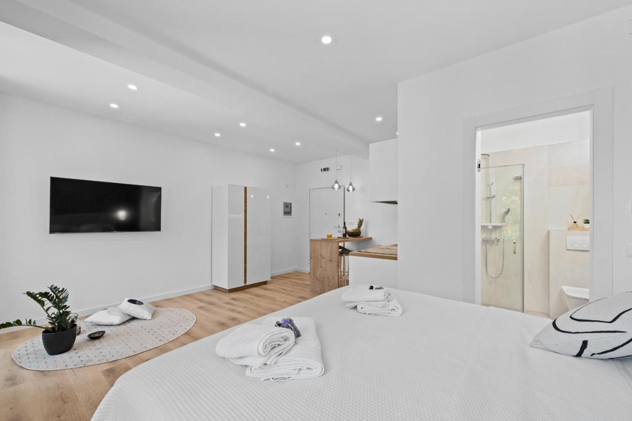 Giardini M Studio Apartments プーラ エクステリア 写真